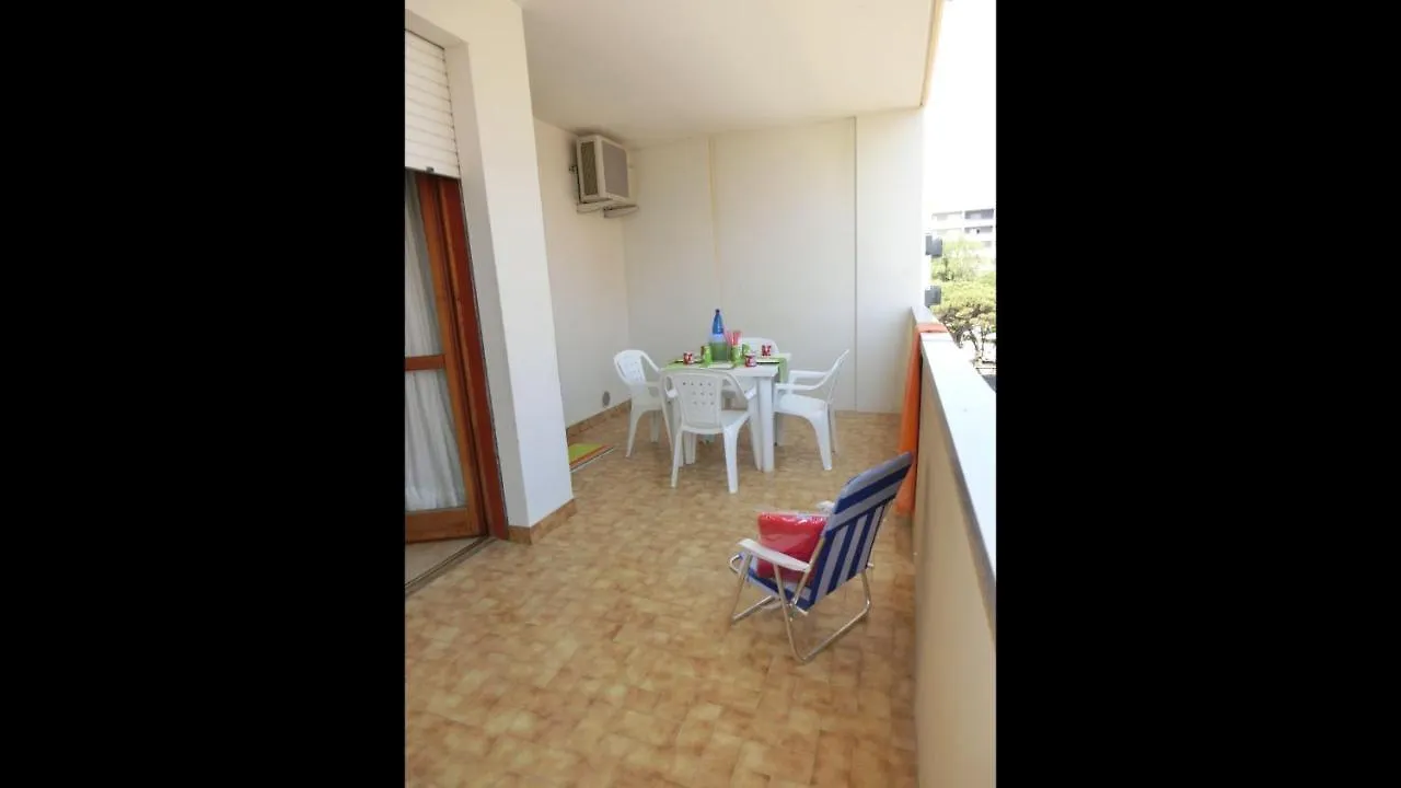 Wonderful Seafront Apartment In Bibione